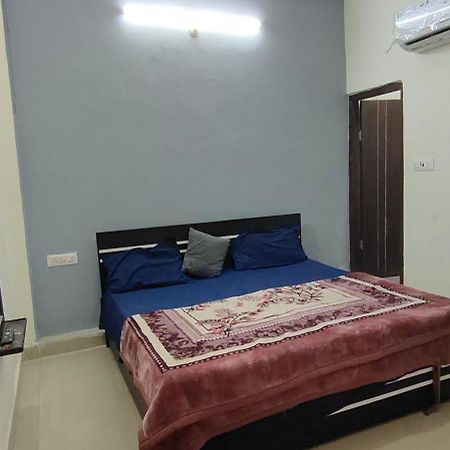 Vrindāvan Shri Jee Dham Near Prem Mandir酒店 外观 照片